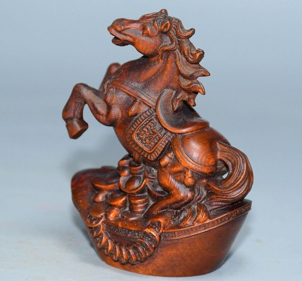 China Natural Boxwood Wood Carved Exquisite Horse Statue Figurines Ornament Art