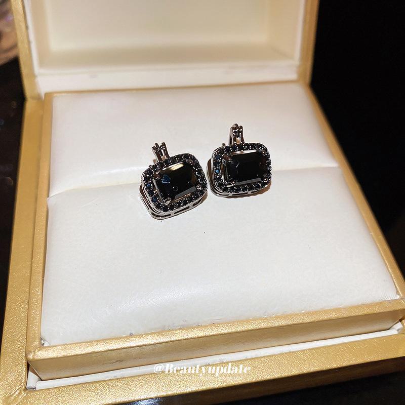 Элегантные квадратные двусторонние серьги с цирконием: Шикарный, универсальный, высококлассный дизайн для женщин