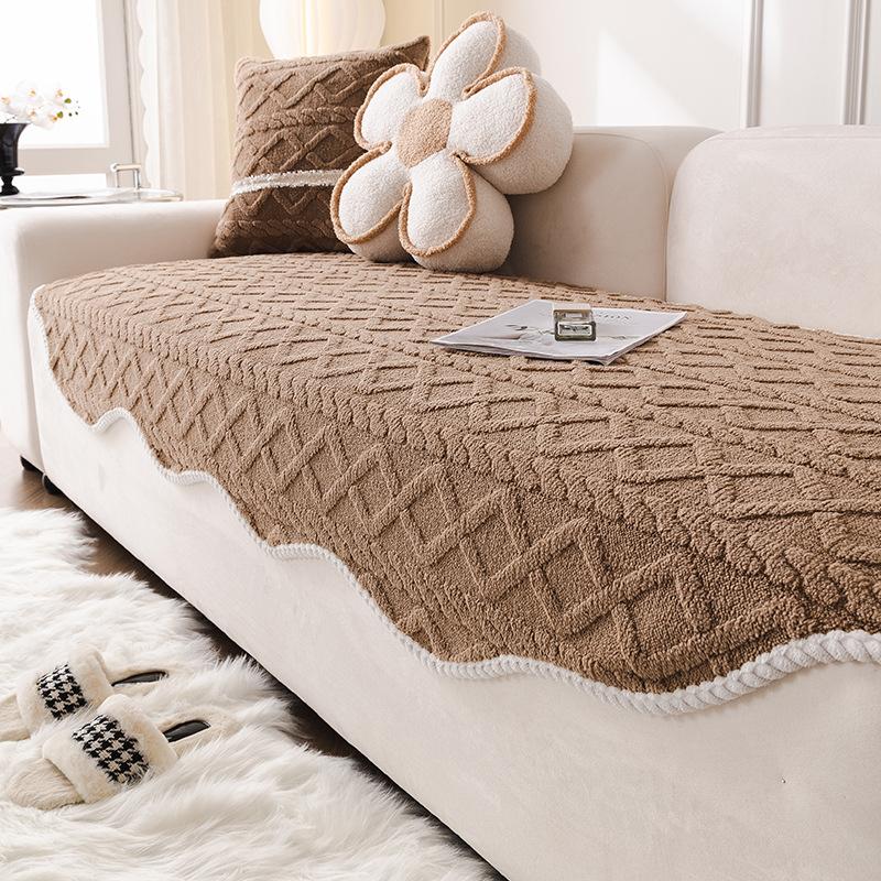 Зимняя плюшевая подушка для дивана специальной формы Four Seasons Universal Non-Slip Straight Row Special Cushion Sofa Cover Fabric