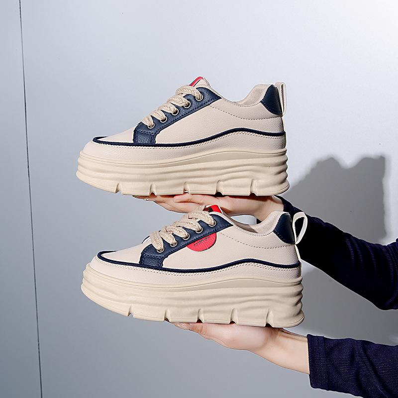 Повседневная обувь для ходьбы для женщин. Удобные кроссовки из искусственной кожи со шнуровкой на толстой платформе. Нескользящие теннисные кроссовки. Женские дышащие кроссовки для бега.