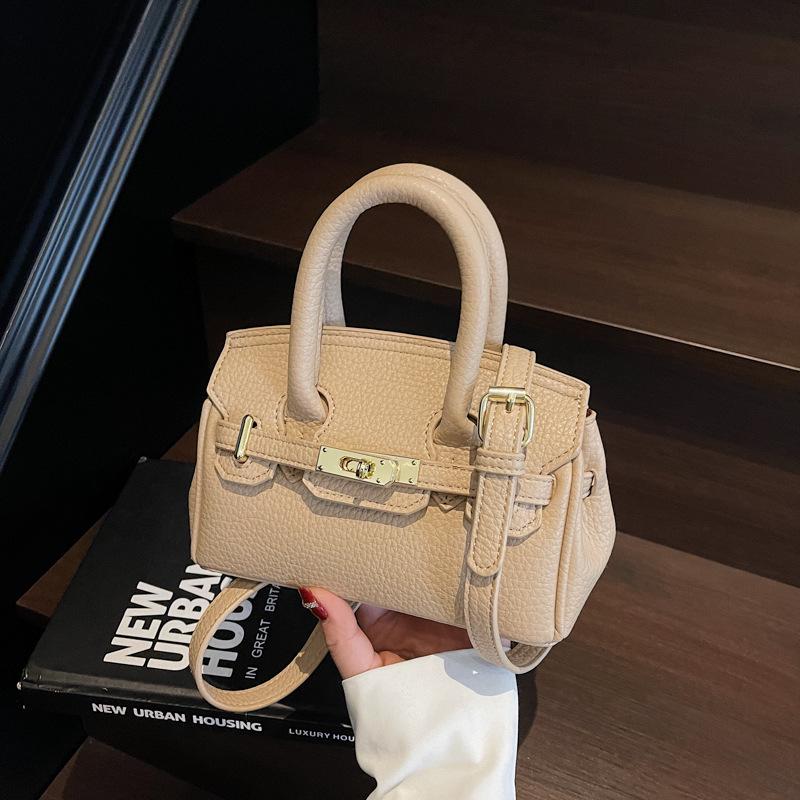 Женская кроссбоди сумка высокого класса на все сезоны - Мода 2025