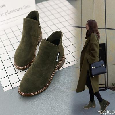 Новые ретро короткие ботинки для женщин на толстом каблуке на плоской подошве с боковыми молниями простые удобные темпераментные женские туфли