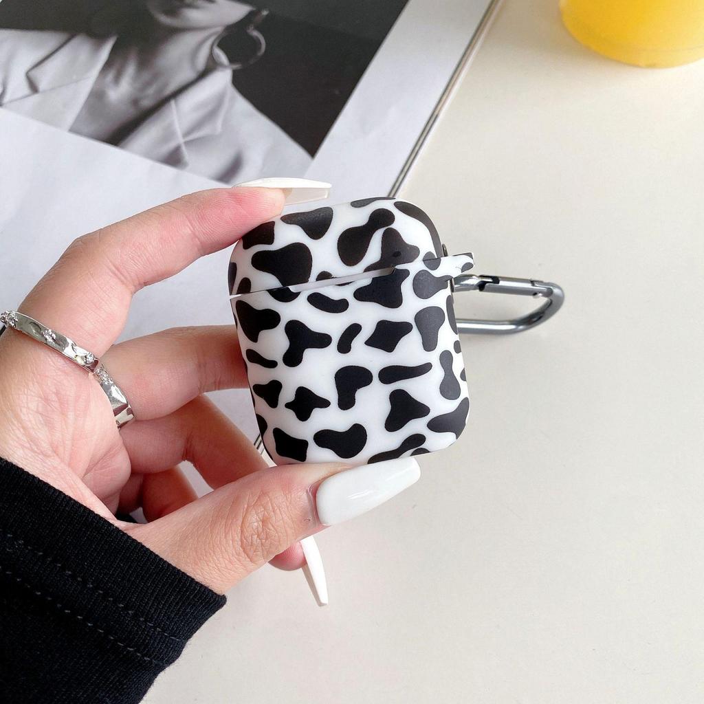 High-End Cow Pattern Protective Case for AirPods 4