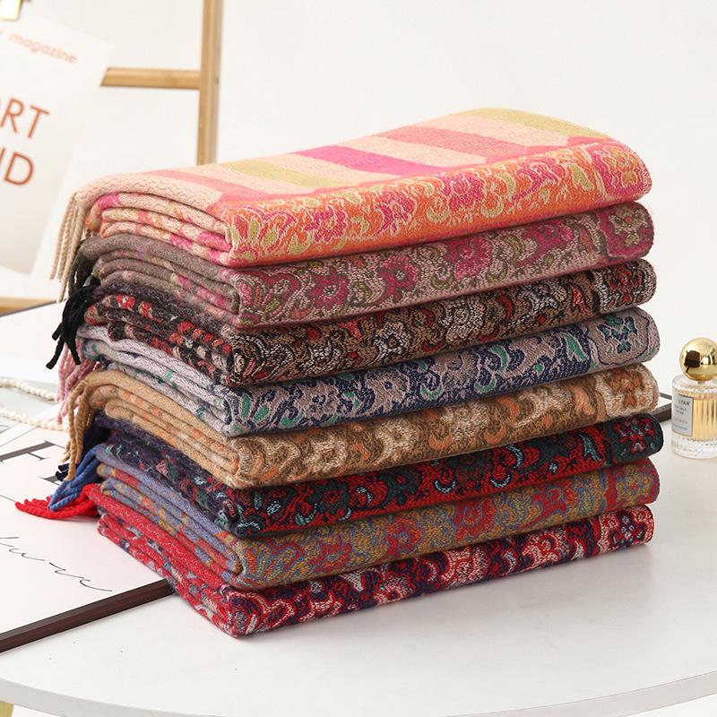 Women's Ethnic Style Jacquard Shawl: Thick, Warm Imitation Cashmere Scarf for Autumn/Winter