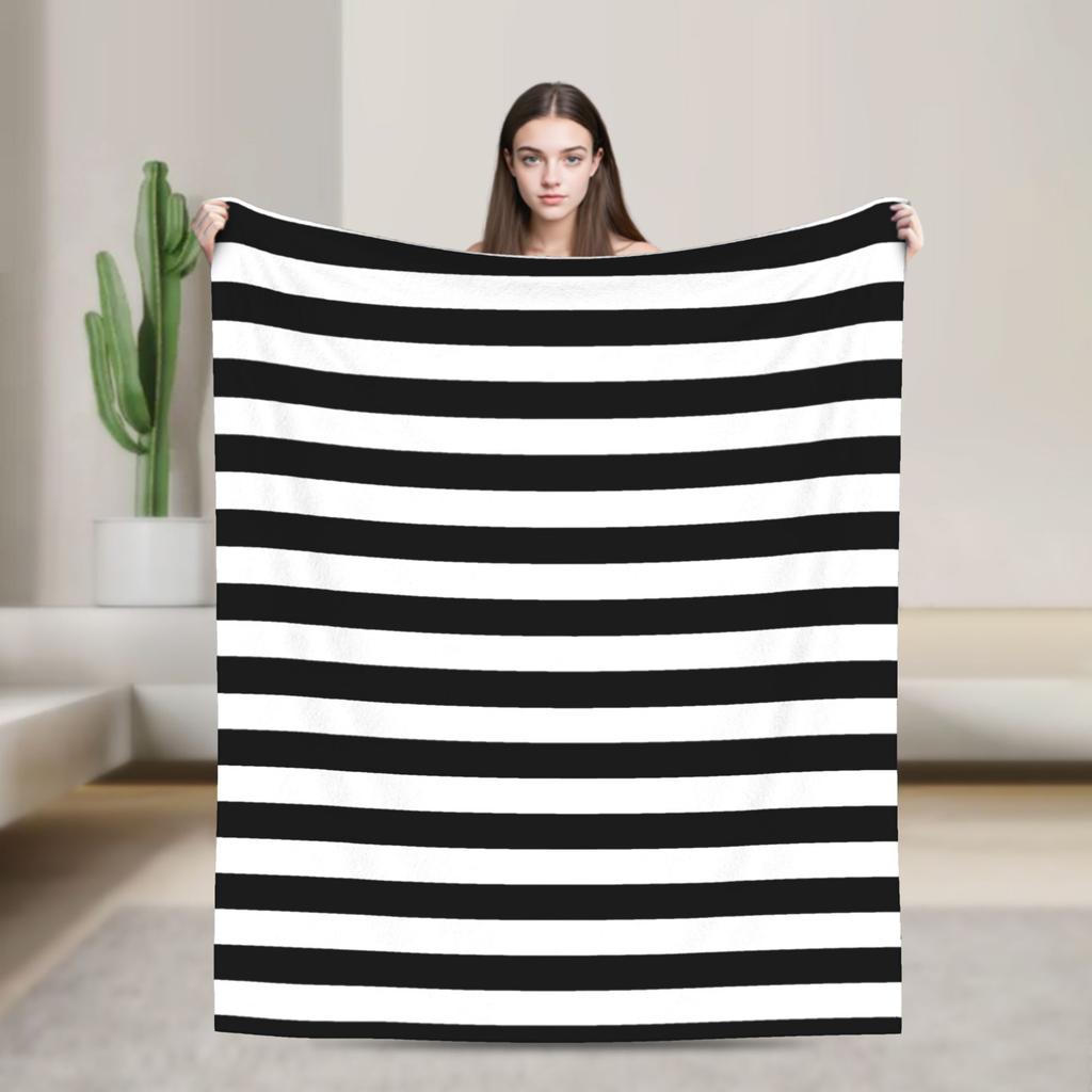Black and White Retro Super Warm Blanket Boy Girl Plush Throw Blanket Funny Living Room Flannel Bedspread Sofa Bed Cover
