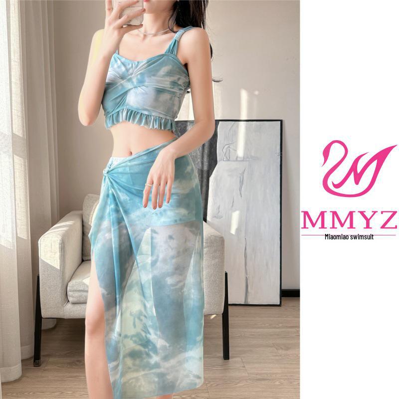 2025 Женский утягивающий комплект бикини из трех частей: Пляжный отдых и купальник, готовый к горячим источникам, консервативный, закрывающий живот.