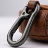 Ручная работа, состаренная кожаная ключница - Овальный кошелек для мелочи на молнии с карабином, Ремесленное мини-хранилище для EDC-предметов