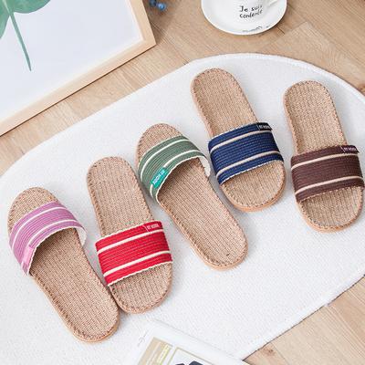 Новые летние женские домашние тапочки на плоской подошве