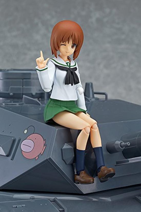 Figma Девушки и танки Нисидзуми Михо в униформе. Немасштабируемая подвижная фигура, окрашенная из АБС и ПВХ
