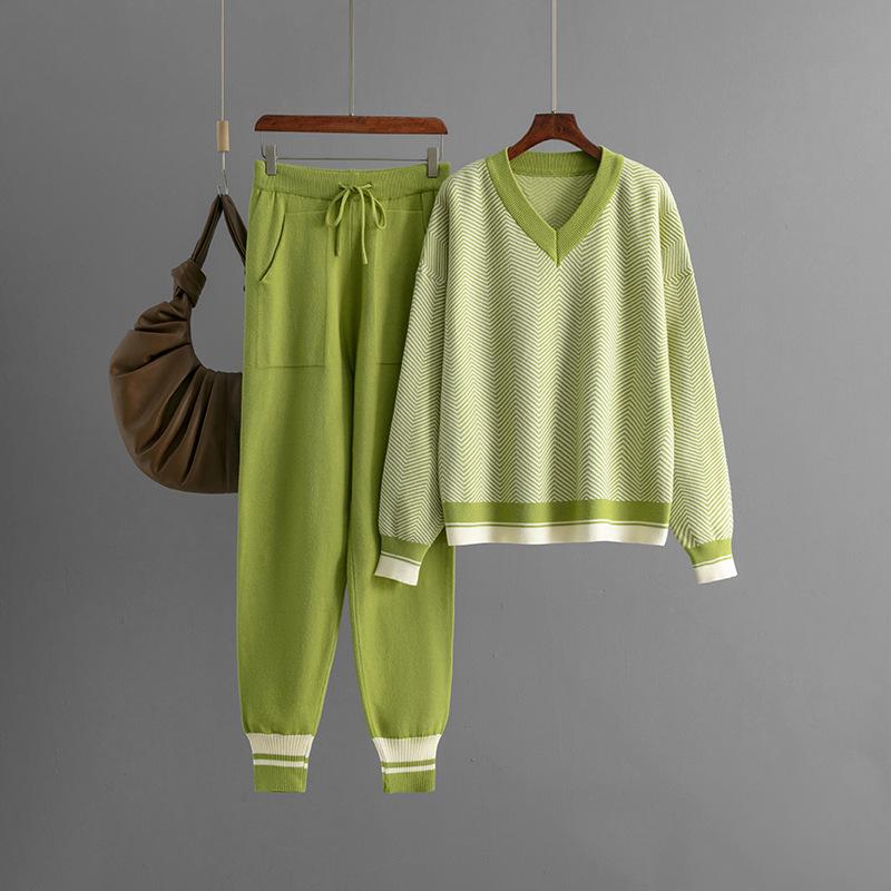 Women's Lounge Sets 2 Piece Outfits Knitted V Neck Pullover Sweater Tops Wide Leg Sweatpants Tracksuit Chunky Fall Winter Travel Sweatsuit for Women