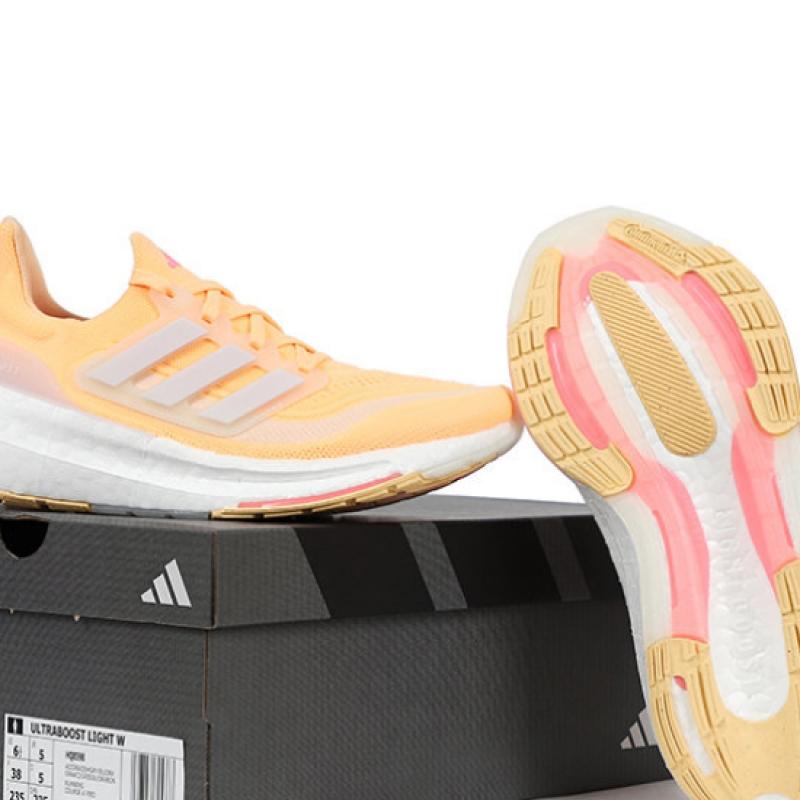 Adidas Кроссовки W Ultra Boost Light