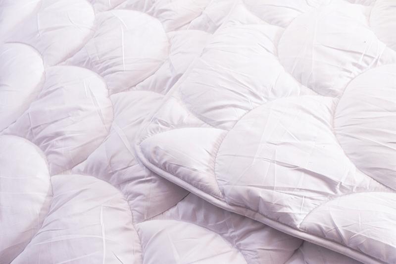 Easy Sleep single all-season duvet 155x200 cm + pillow 50x60 cm.
