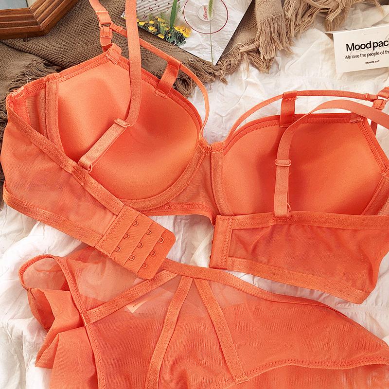 Women Lace Underwear Sexy Hollow Push Up Bra Set Classic Bandage Lingerie Fashion Fluorescent Plus Size C D Brassiere