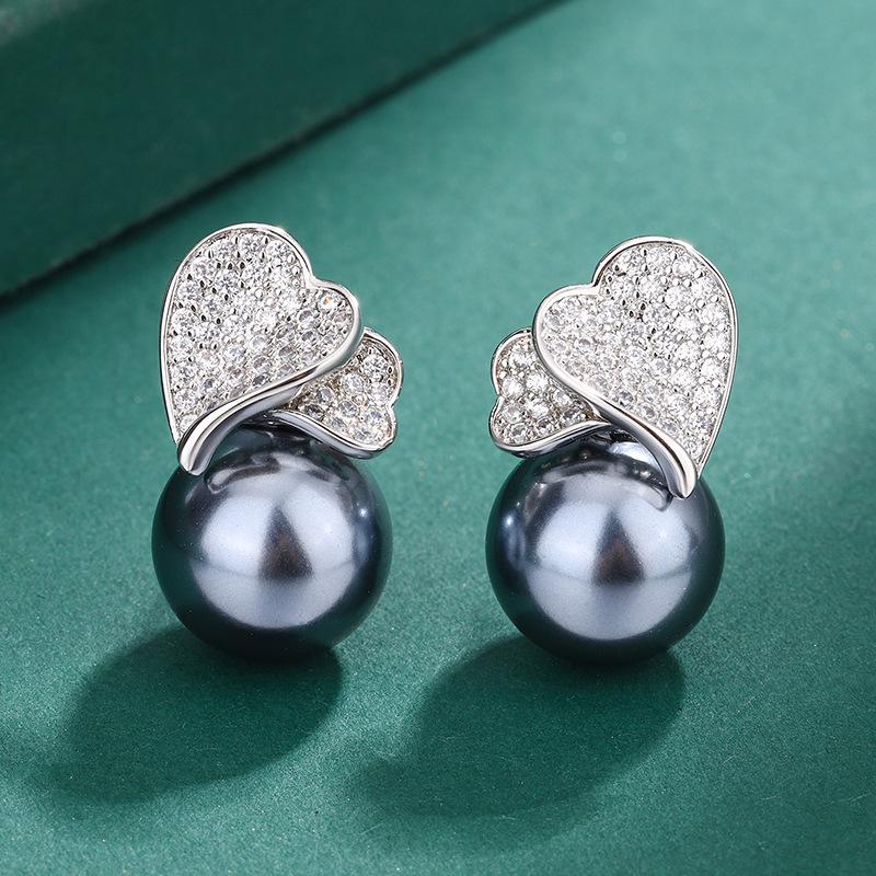 Серьги-гвоздики с имитацией натурального пресноводного жемчуга, двойное ожерелье из таитянского жемчуга с цирконием, серое кольцо с бусинами