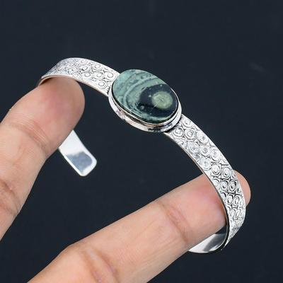 Ювелирные изделия – Драгоценные браслеты