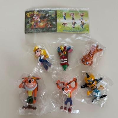 Crash Bandicoot 2002 Vintage Figure PS1 PlayStation All type set