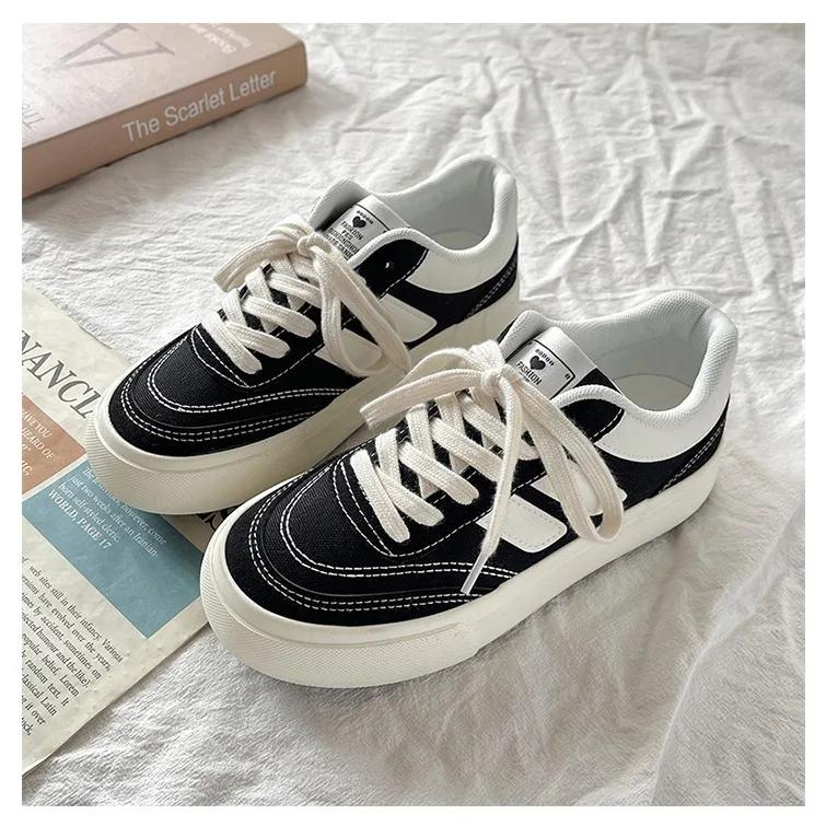 Autumn Thick Soled Women's Shoes Outdoor Non Slip Canvas Footwear Retro Versatile Board Shoes Fashion Low Cut Sports Shoes