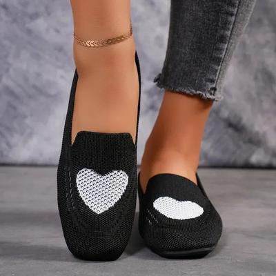 2024 Женская обувь на плоской подошве Весна Новая мода В форме сердца Фирменный дизайн Повседневная обувь Zapatillas Mujer Shallow Mouth Slip-On Mom Shoes 36-43