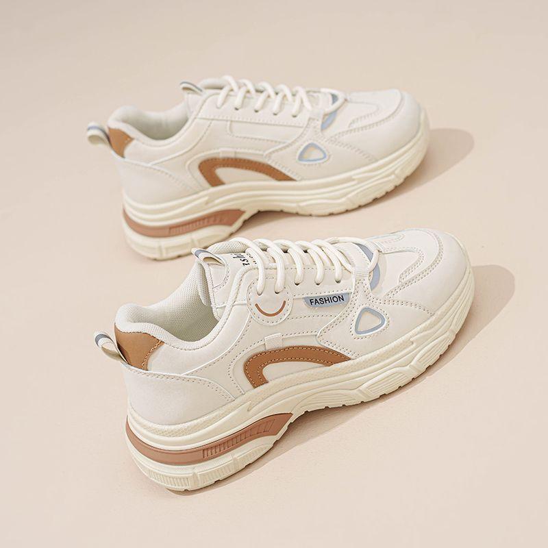 Модная спортивная обувь 2025 весна дышащая студенческая обувь для скейтборда новая повседневная белая обувь универсальные кроссовки трендовая обувь для женщин