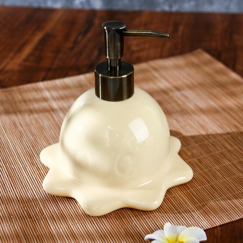 360ml Cute Octopus Ceramic Hand Wash Dispensing Bottle Bathroom Hotel Shower Gel Hair Conditioner Pressing Bottle cup dispenser