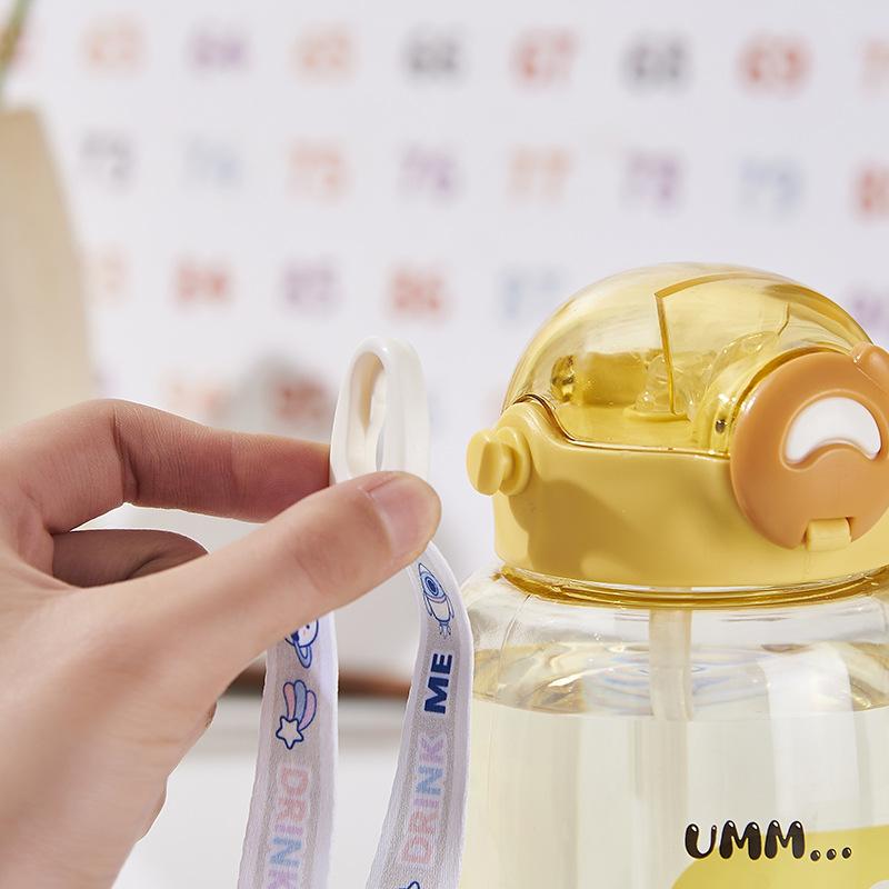 Диагональная чашка-соломинка высокой ценности, милая мультяшная детская чашка для воды, крышка-бомба, 500 мл, пластиковая чашка