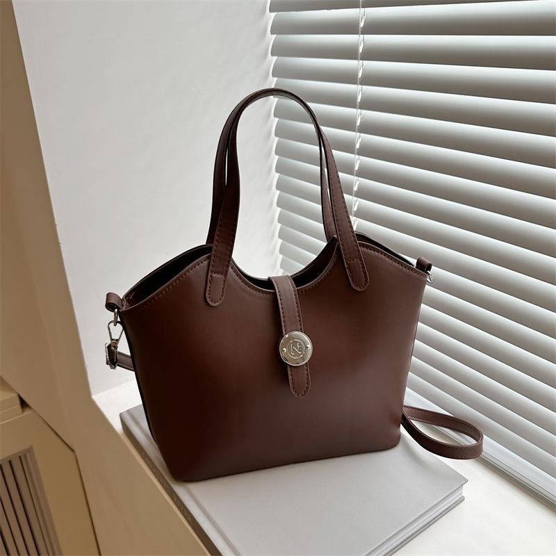 Niche Design Handbag New Temperament Versatile Solid Color Shoulder Bucket Bag Urban Commuter Messenger Bag Women