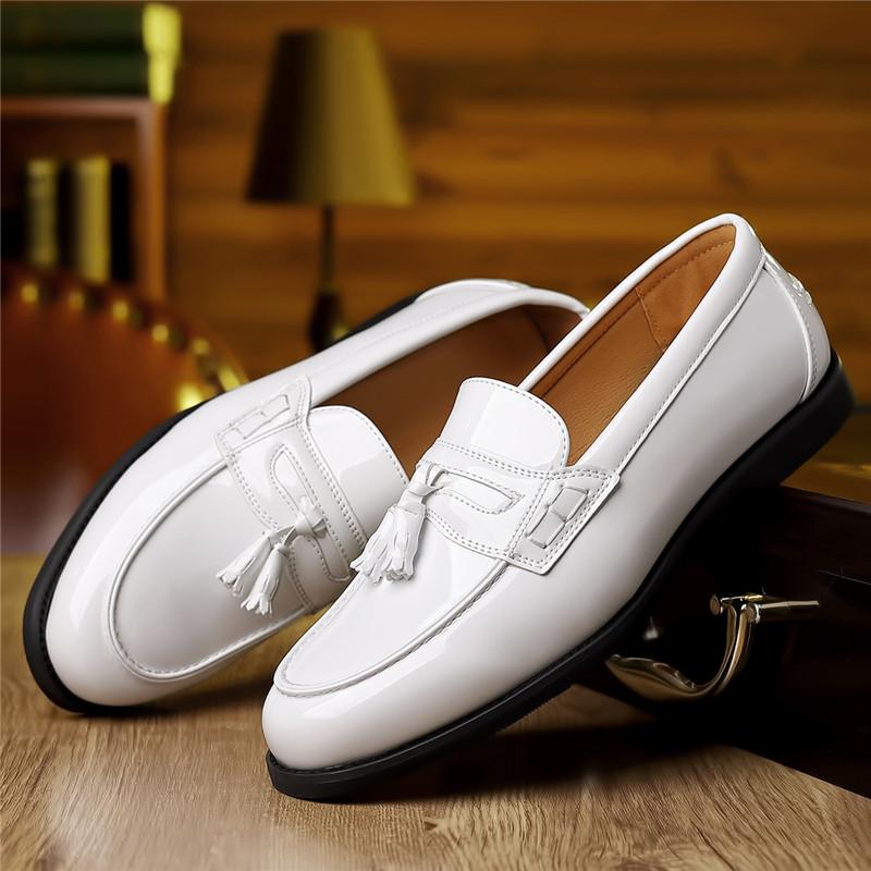 New Wedding Dress Glossy Patent Leather Tassels Shoes For Men Silp On Loafers Prom Homecoming Party Footwear Zapatos