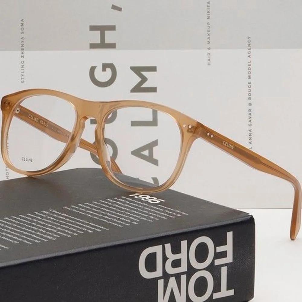 Eyeglass Frame CL50130I 047 Transparent Brown Oversized Square Horn-rimmed