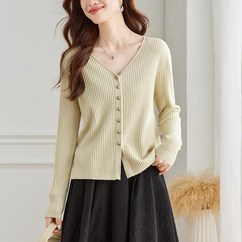 Простой и модный свитер с V-образным вырезом для женщин Весенний новый кардиган с V-образным вырезом приталенного кроя однотонного цвета для женщин