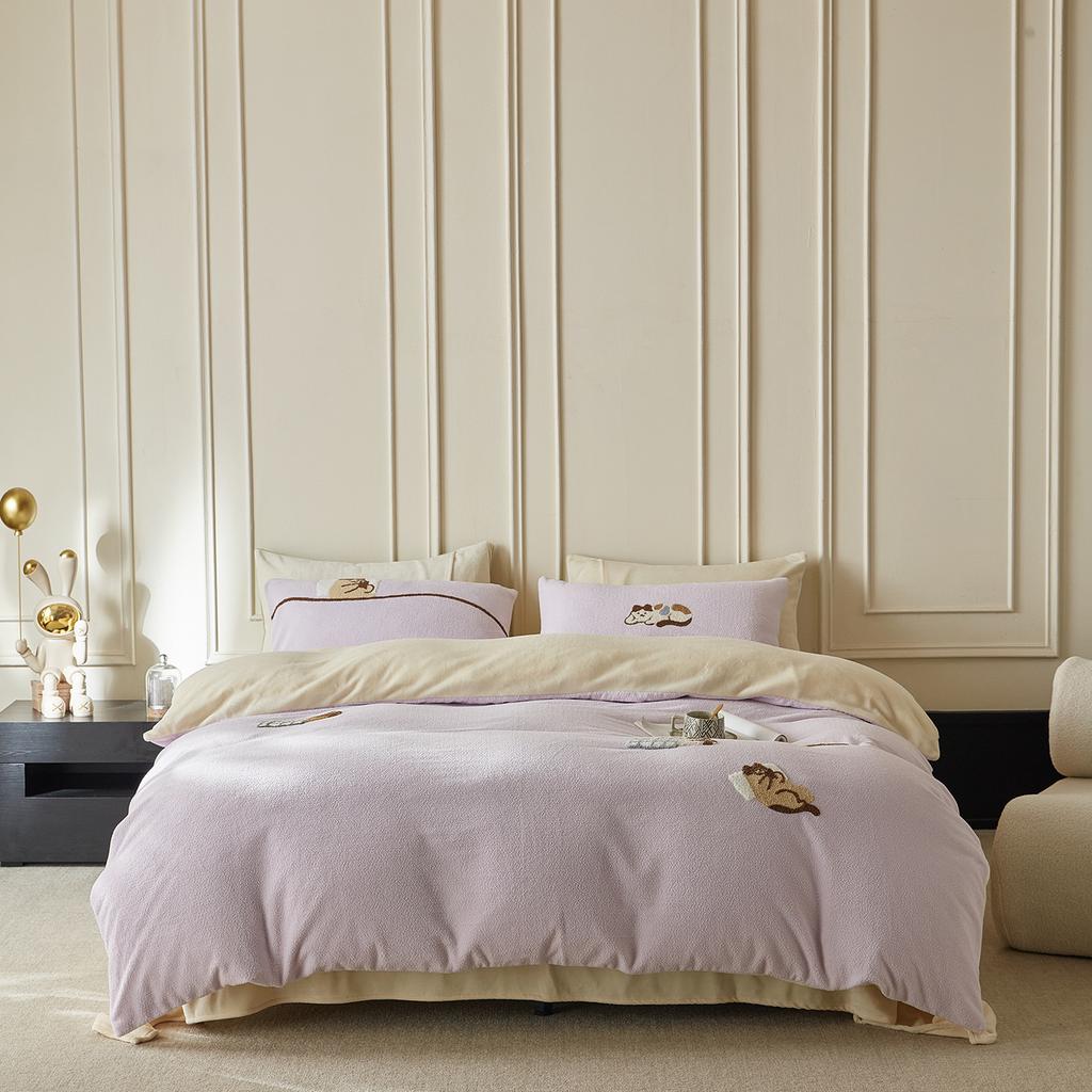 High-End Thickened Milk Fleece Four-Piece Set Double-Sided Fleece Warm Baby Fleece Bed Sheet Quilt Cover Towel Embroidery Three