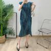 Plara Pleated Peacock Cross Dress Up To 88