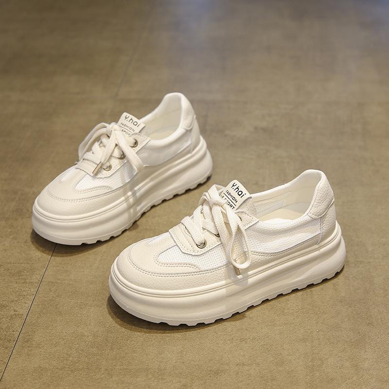 Кожаные дышащие туфли на толстой подошве, маленькие белые туфли интернет-знаменитости, женские летние новинки 2025 года, универсальная удобная спортивная и повседневная обувь на мягкой подошве