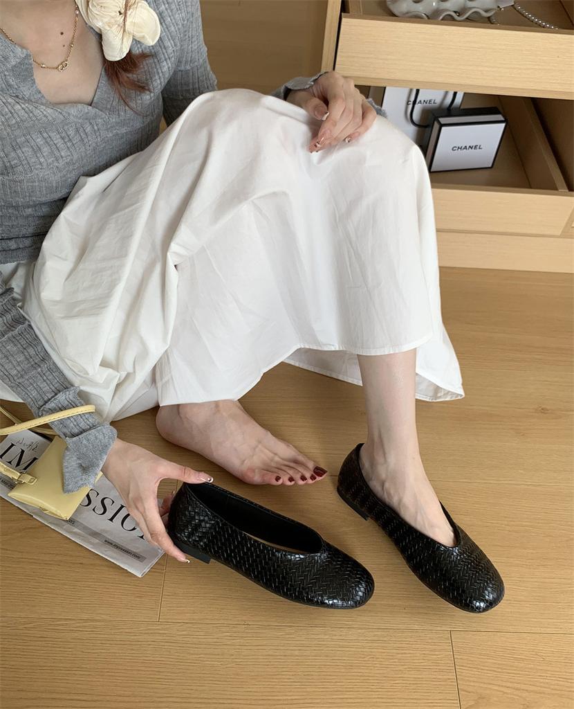 Leather Version~ New Spring and Autumn Niche Design Soft Leather Single Shoes Women's Shallow Mouth Sole Comfortable Woven Shoes Grandma Shoes Lad