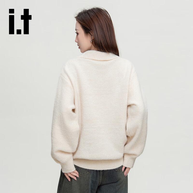 Женский вязаный свитер поло в стиле ретро от izzue