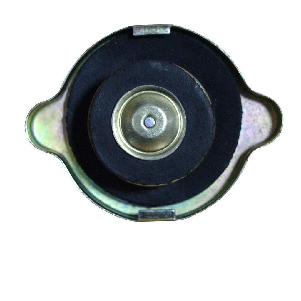 Radiator Cap Suitable for Massey Ferguson Tractor 20, 202, 203, 204, 205, 2135, 2200 – Durable & High-Pressure Coolant Cap
