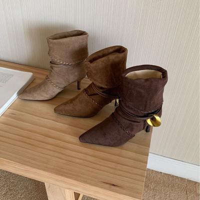 Маленькая мода~ Ретро остроносые полусапожки женские сапоги 25 лет осень и зима замшевые на шпильке короткие сапоги~