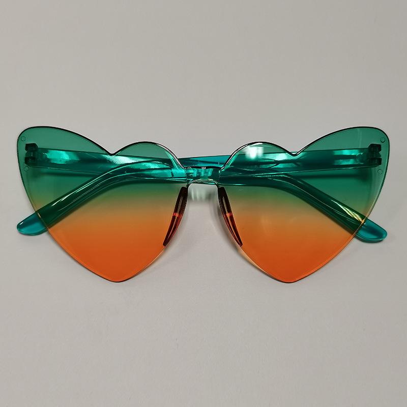 Love Heart Shape Sunglasses Women Rimless Frame Tint Clear Lens Colorful Sun Glasses FemaleGradient Sun Glasses Goggles Travel