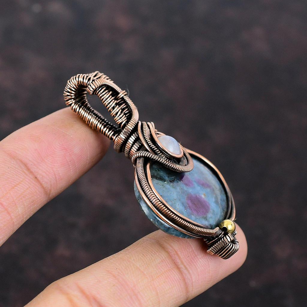 Рубиновый синий кианитовый кулон, медная проволока, кулон, драгоценный камень, медные украшения, лунный камень, кулон ручной работы, ювелирные изделия из проволочной обмотки, свадебный подарок