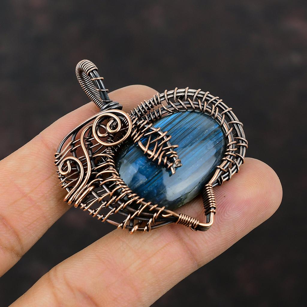 Labradorite Pendant Copper Wire Wrapped Pendant Handmade Gemstone Pendant Unique Copper Design Jewelry Gift For Her Elegant Pendant For Gift