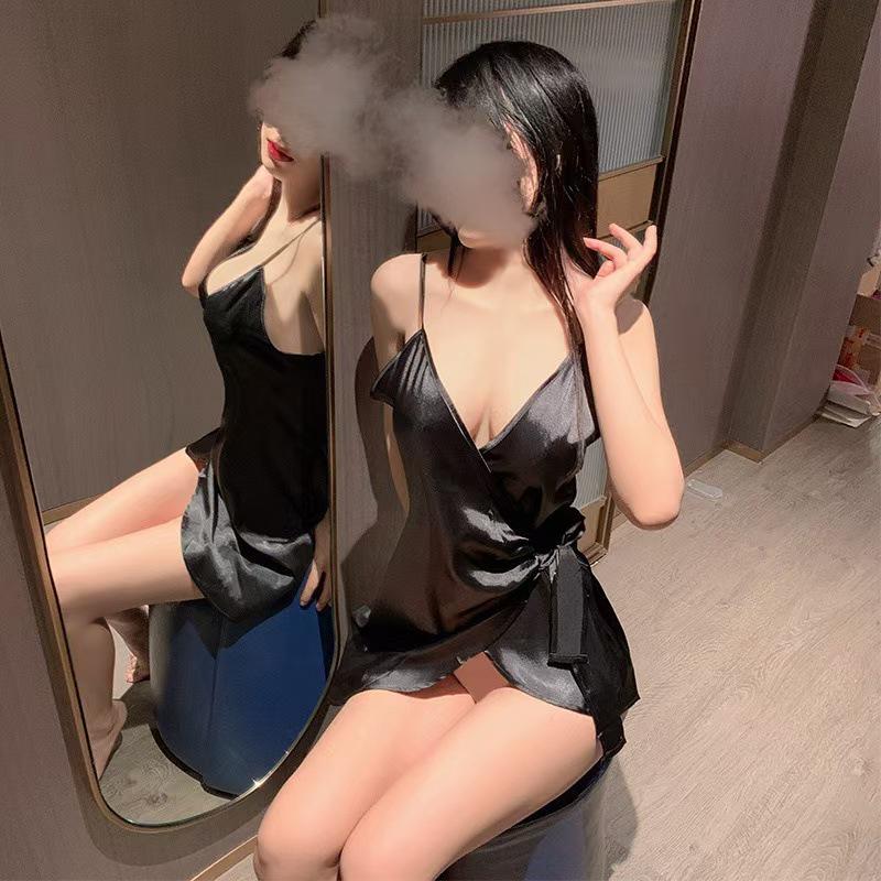 Атласное ночное платье на шнуровке с V-образным вырезом из летнего ледяного шелка - Соблазнительно горячая и чисто желанная одежда для сна