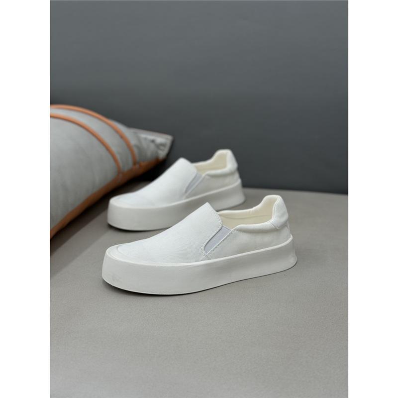 New comfortable shoes, sports shoes, breathable and comfortable ms