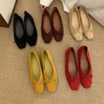 Внутренняя высота увеличивается квадратной головкой французские красные банты одинарные туфли женские туфли 2025 новая весенняя универсальная мягкая обувь для поездок на работу