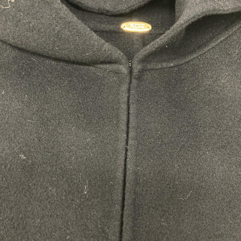 Muse Черный шерстяной 98 Викторианский пончо топы Не написано черныйИспользованный