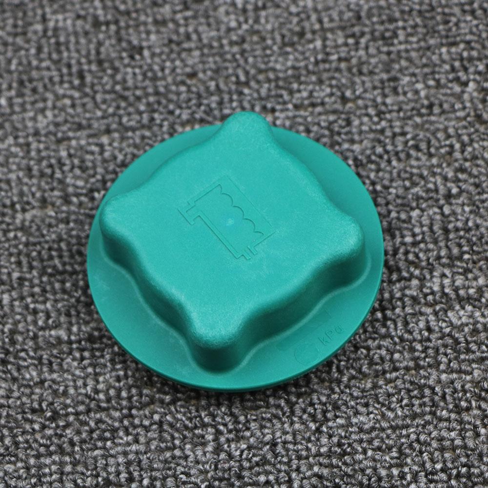 9445462 Engine Coolant Cap Coolant Tank Reservoir Cap Radiator Cap For Volvo S40 S60 S80 V70 V90 XC70 XC90 C70 1985-2014 Thermostats 5
