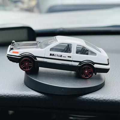 Автомобиль AE86 Вращающиеся украшения для дрифта Поворотные украшения на приборную панель автомобиля Модель гоночного автомобиля AE86 Декорация салона автомобиля Классическое украшение центральной консоли