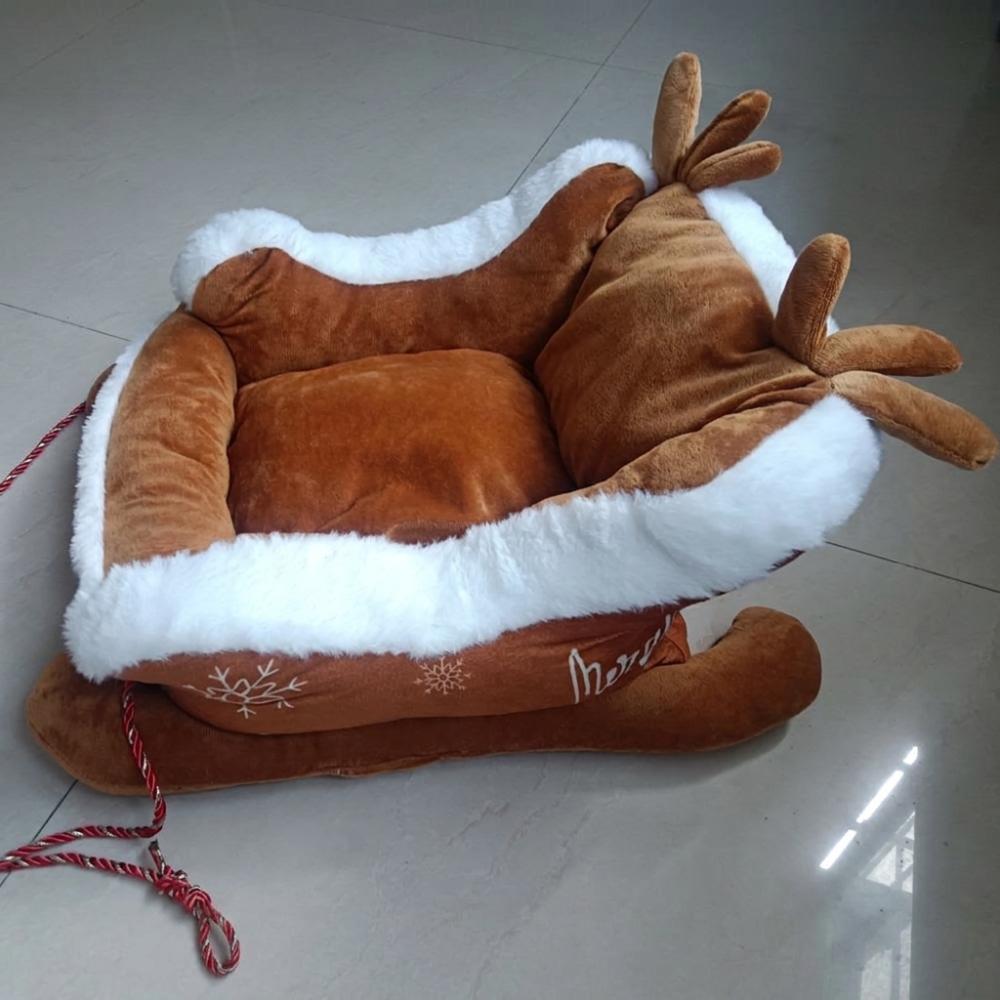 Bite Resistant Dog Winter Warm Plush Sofa Raised Rim Christmas Dog Cushion Bedroom Nook