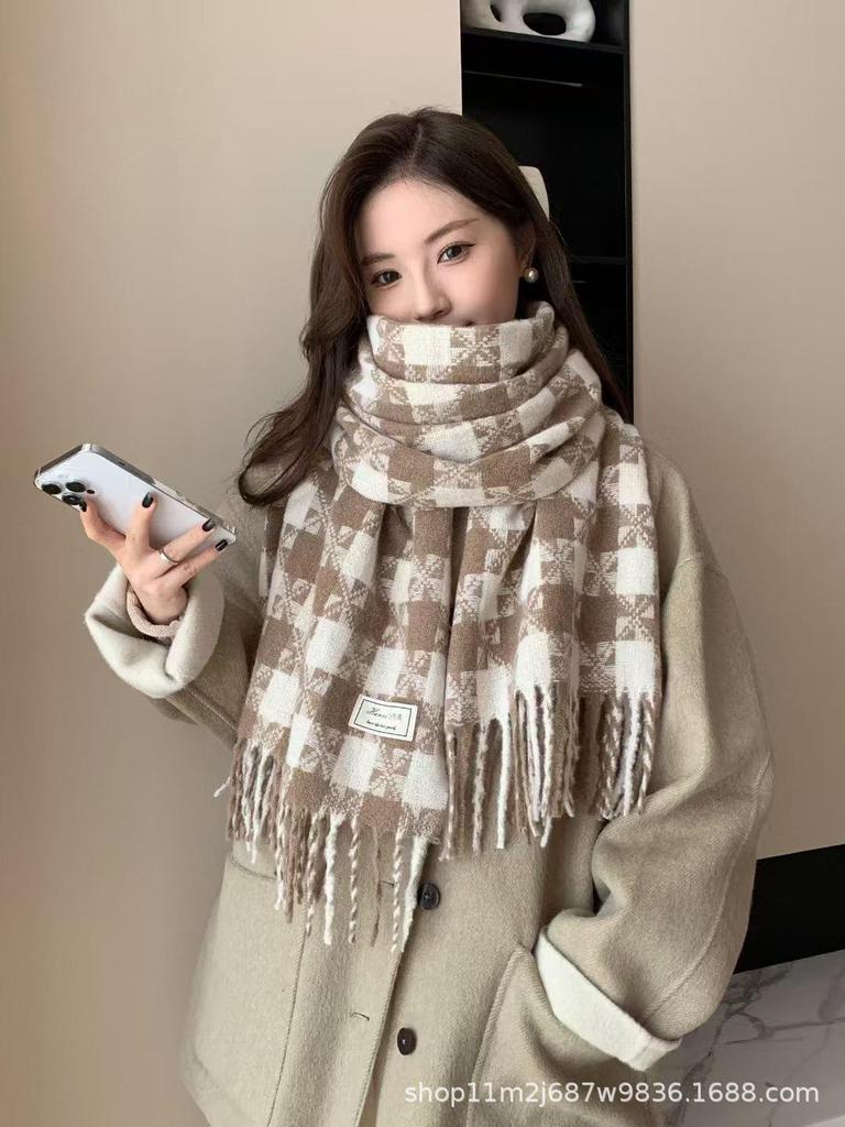 Elegant Korean Style Winter Tassel Plaid Scarf - Warm Versatile Shawl for Couples