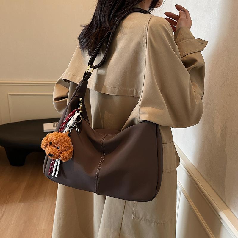 Premium Texture Large Capacity Tote Bag Fashion Retro Trend Shoulder Bag Daily Commute Messenger Dumpling Bag Wholesale