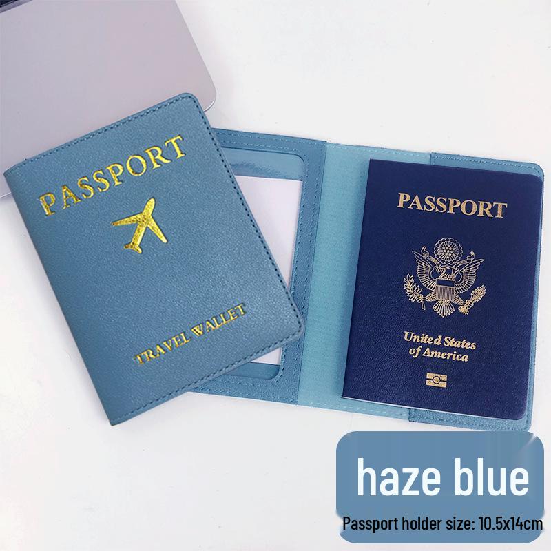 Набор «Обложка для паспорта из искусственной кожи и багажная бирка» с фирменным дизайном самолета