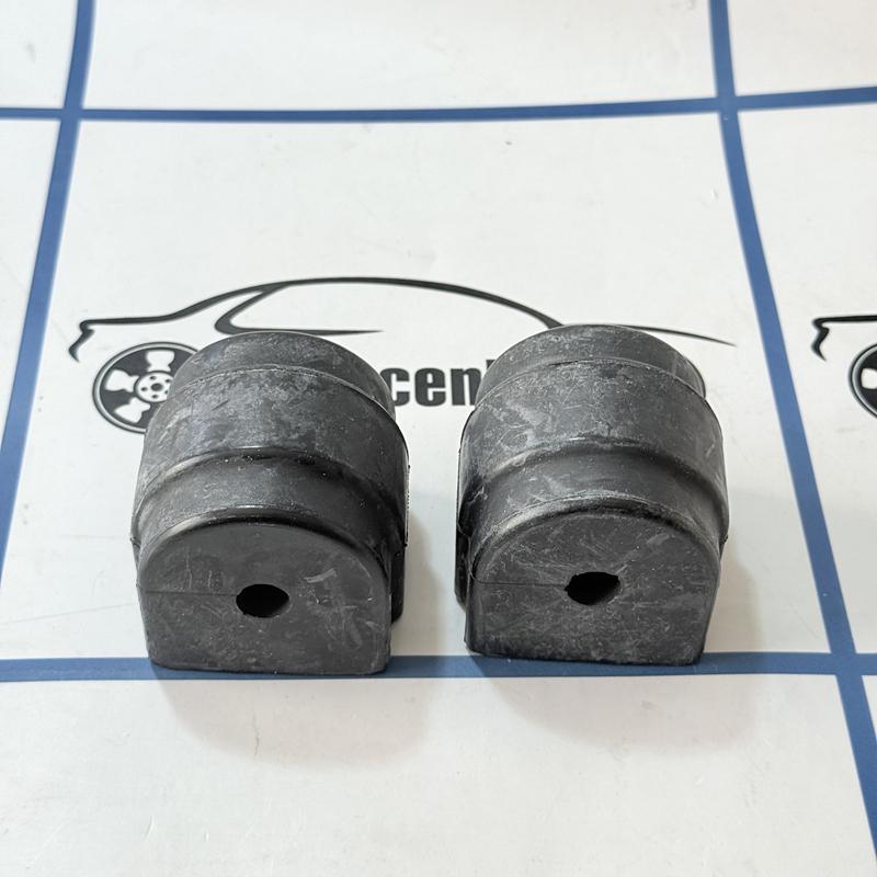 33556788861 2Pcs Rubber Rear Suspension Stabilizer Anti Sway Bar Mount Bushing For BMW F10 F11 528i 535i 530i